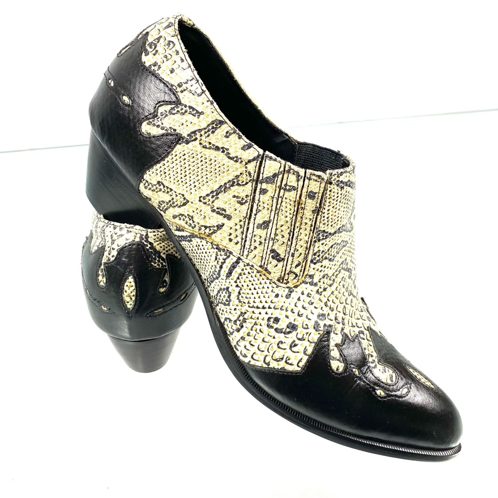 Durango ankle booties